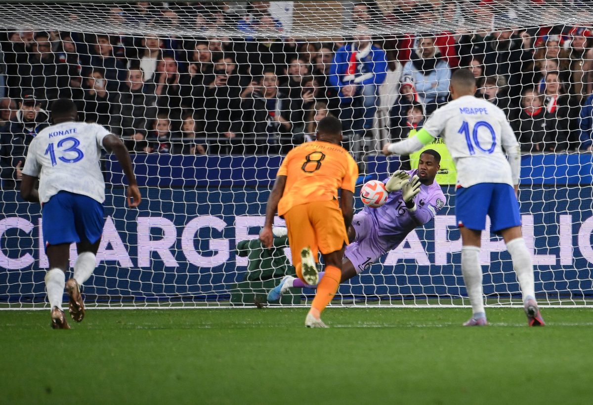 France's Mike Maignan on penalty save from Memphis Depay: "It was a  psychological battle." - Get French Football News