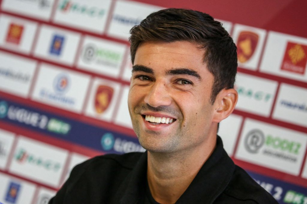 Official Enzo Zidane signs for 3rd tier Madrid side Fuenlabrada Get