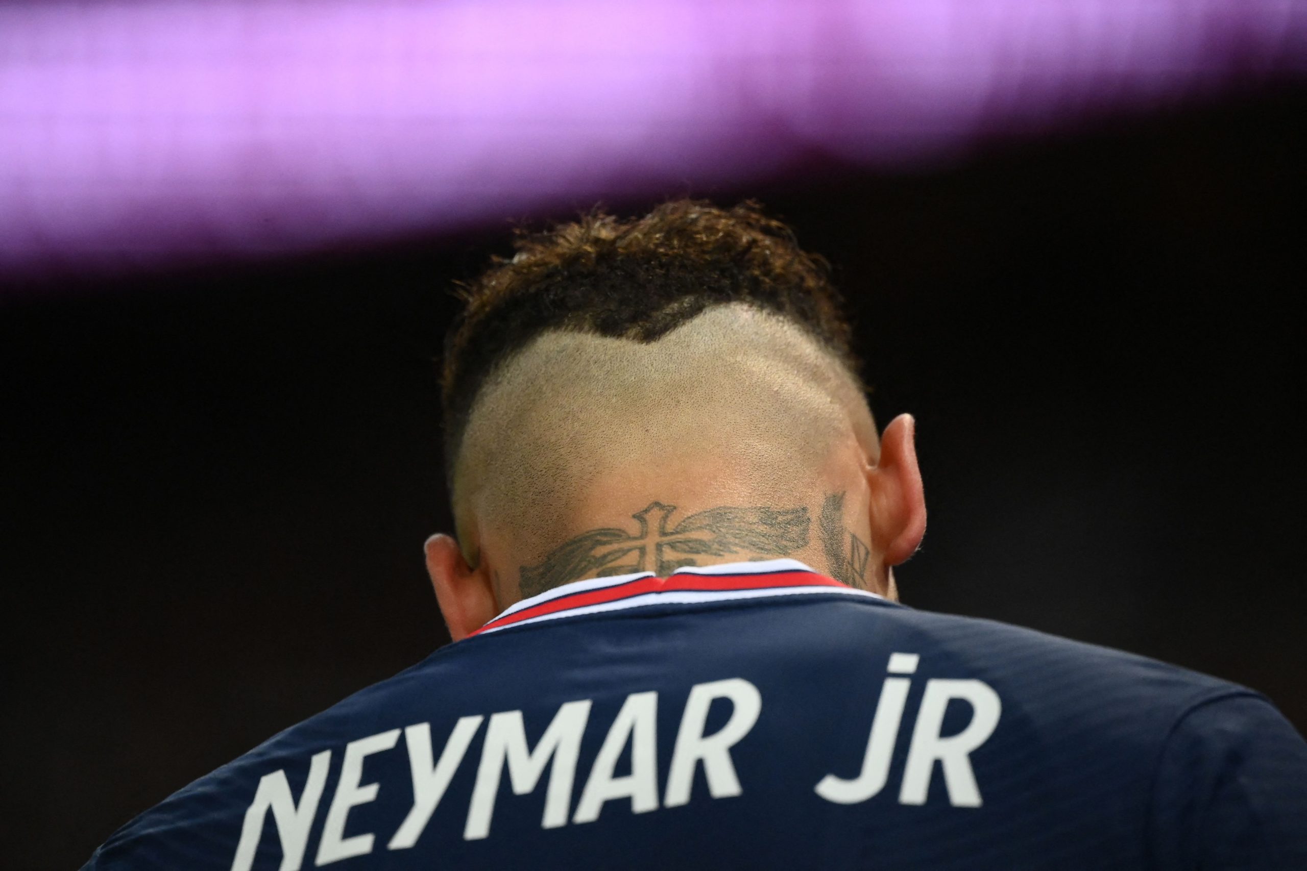 NEYMAR (BRA), back of the head, hairstyle, action, single image, single cut  motif, portrait, Stock Photo, Picture And Rights Managed Image. Pic.  PAH-105730571 | agefotostock