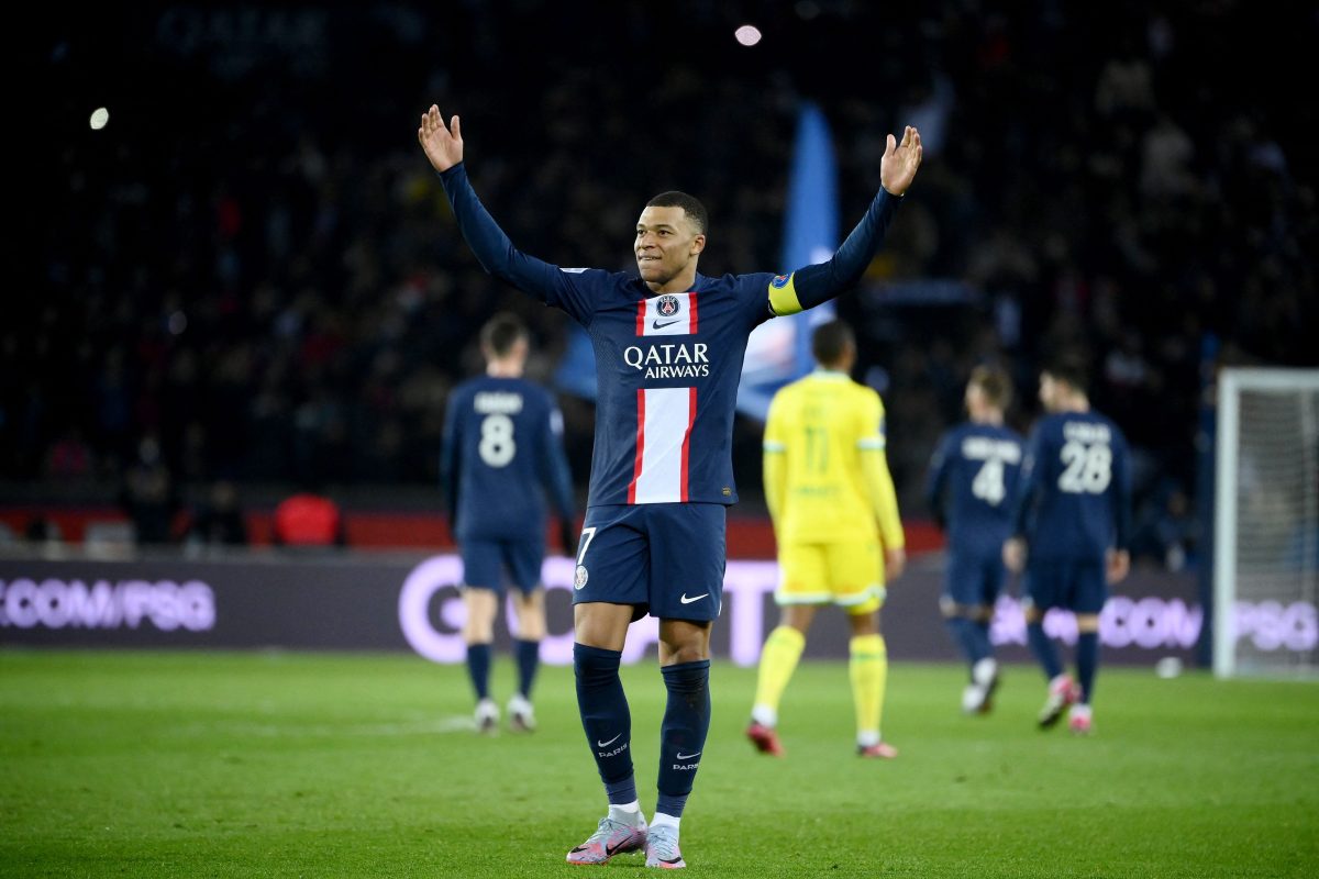 Kylian MƄappé on Ƅecoмing PSG's all-tiмe top scorer: "Playing here is a priʋilege." - Get French FootƄall News