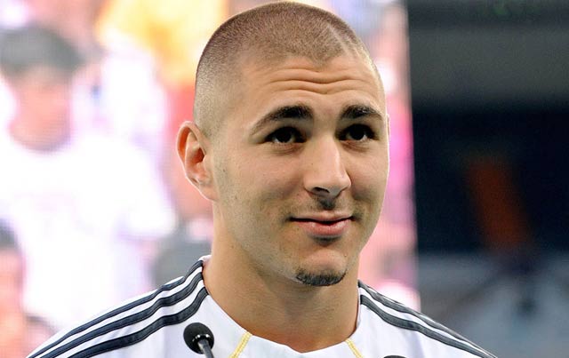 Union entre un Gato y Karim Benzema del real madrid