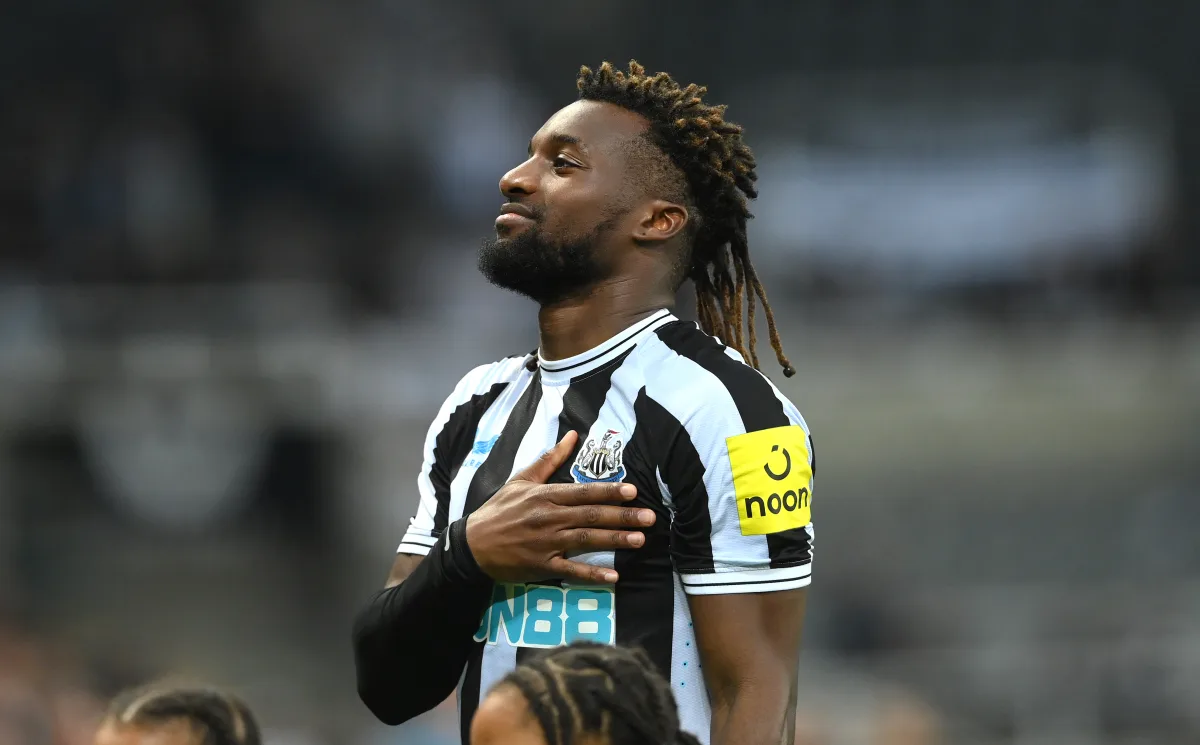 Allan Saint-Maximin picture exclusive: Winger undergoing medical