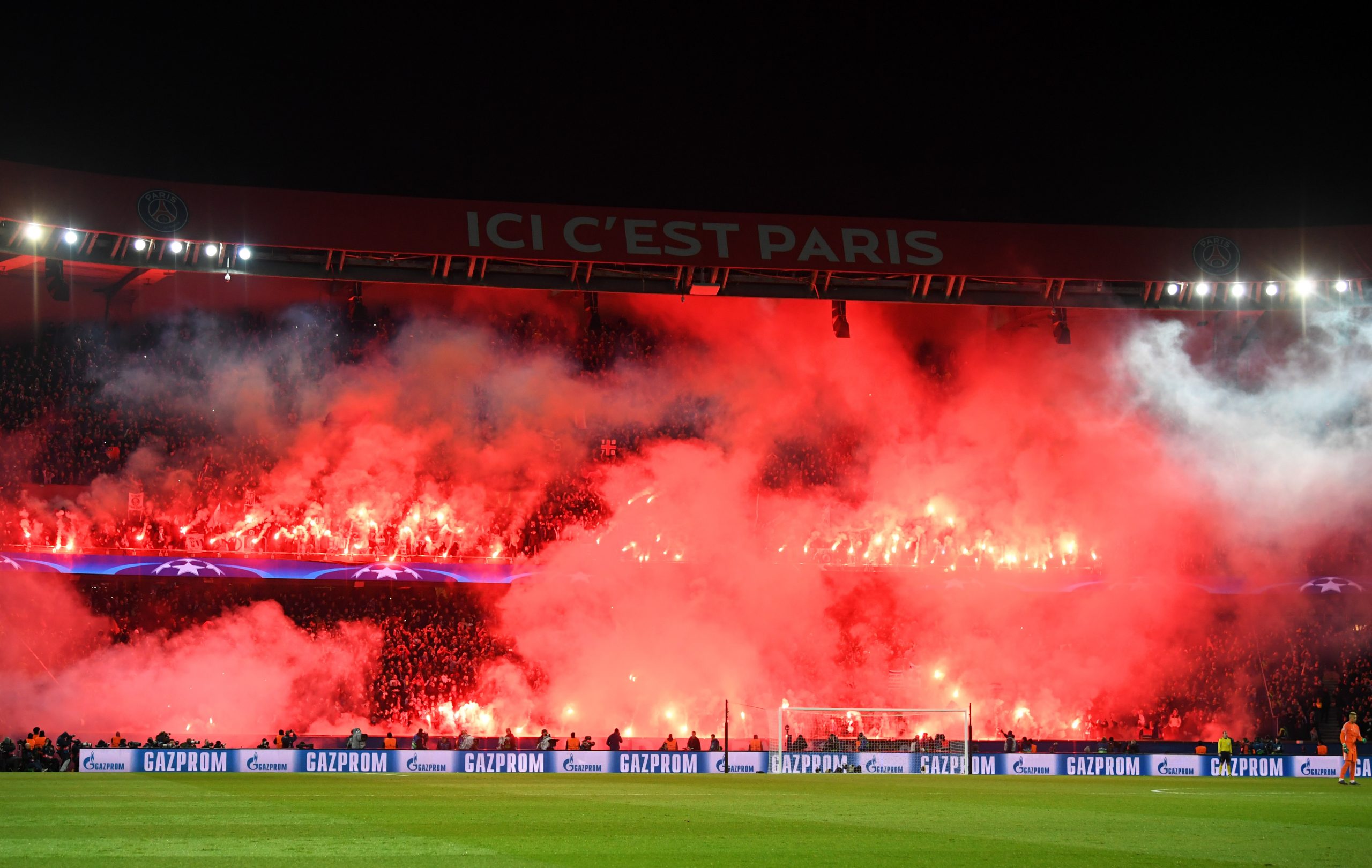 Nearly 3,000 PSG fans make trip to Arsenal Get French Football News