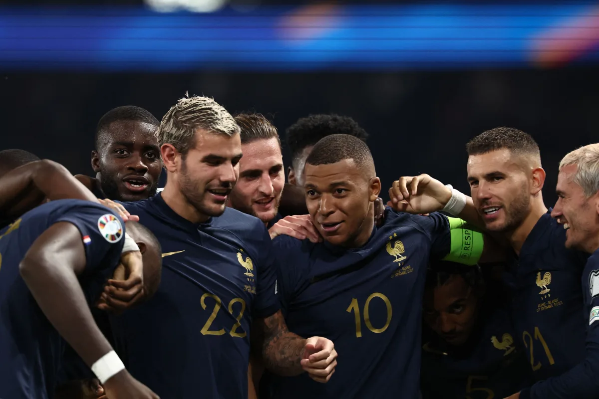 Kylian Mbappé prend tranquillement les commandes de la hiérarchie sociale de l’équipe de France
